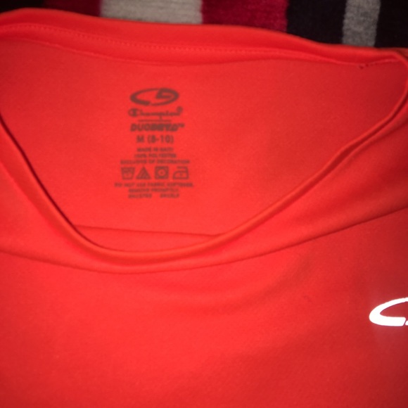 Two boys size 10 t-shirts Puma and champions lot - Picture 5 of 6